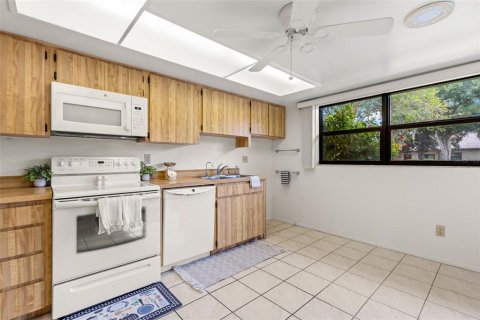 Casa en venta en Oldsmar, Florida, 2 dormitorios, 116.13 m2 № 2383510 - foto 13
