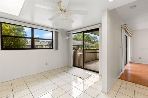 Casa en venta en Oldsmar, Florida, 2 dormitorios, 116.13 m2 № 2383510 - foto 16