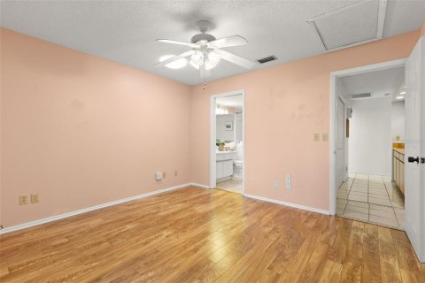 Casa en venta en Oldsmar, Florida, 2 dormitorios, 116.13 m2 № 2383510 - foto 24