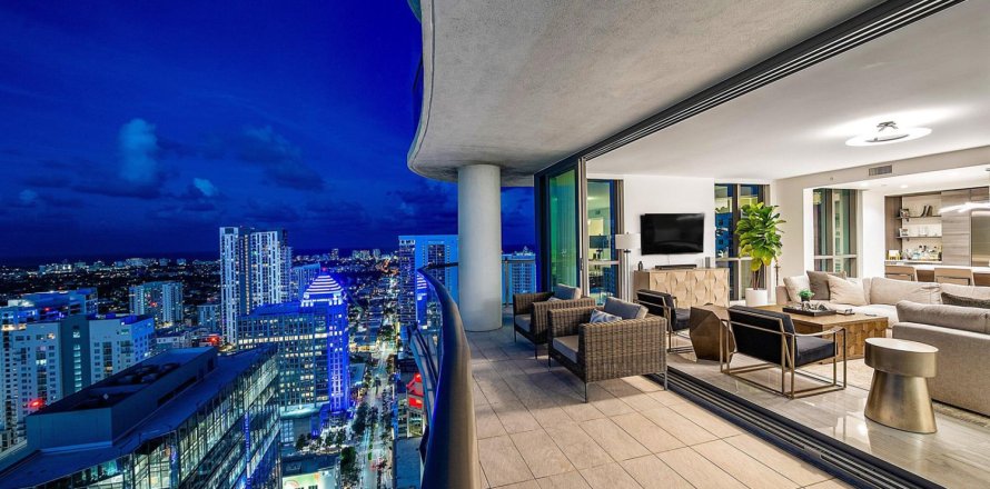Condominio en Fort Lauderdale, Florida, 4 dormitorios  № 2188910