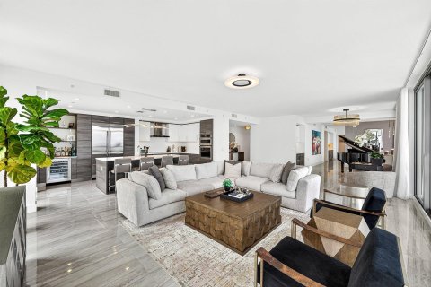 Condominio en venta en Fort Lauderdale, Florida, 4 dormitorios, 361.95 m2 № 2188910 - foto 8