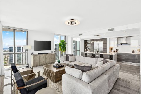 Condominio en venta en Fort Lauderdale, Florida, 4 dormitorios, 361.95 m2 № 2188910 - foto 4