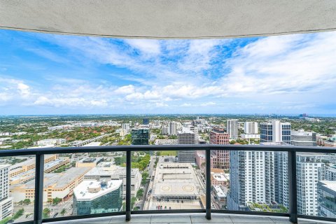 Condominio en venta en Fort Lauderdale, Florida, 4 dormitorios, 361.95 m2 № 2188910 - foto 12