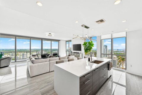 Condominio en venta en Fort Lauderdale, Florida, 4 dormitorios, 361.95 m2 № 2188910 - foto 7