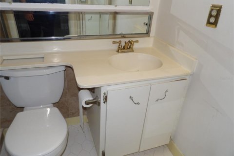 Condo in Clearwater, Florida, 2 bedrooms  № 1673219 - photo 5