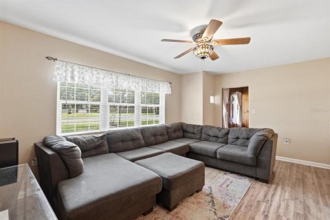 Villa ou maison à vendre à DeLand, Floride: 5 chambres, 199.55 m2 № 2141998 - photo 6