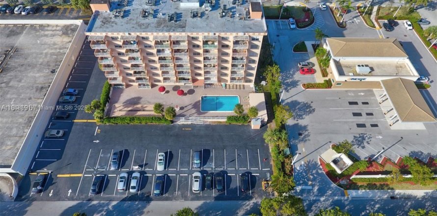 Condo à Hallandale Beach, Floride, 1 chambre № 1882120