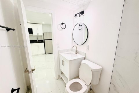 Снять в аренду квартиру в Майами, Флорида 144.37м2, № 2080487 - фото 11