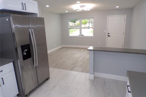 Villa ou maison à vendre à Seminole, Floride: 3 chambres, 74.32 m2 № 2329588 - photo 15