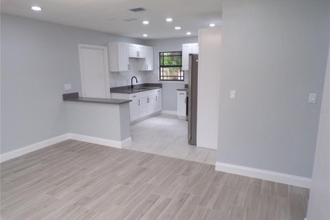 Villa ou maison à vendre à Seminole, Floride: 3 chambres, 74.32 m2 № 2329588 - photo 9