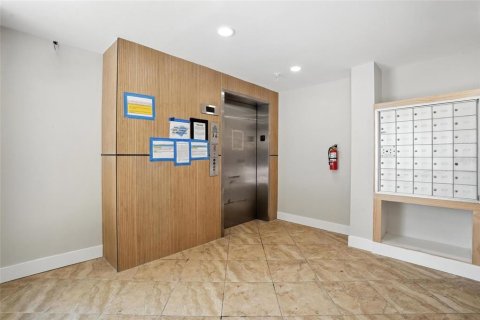 Condo in Fort Myers Beach, Florida, 2 bedrooms  № 1803031 - photo 10