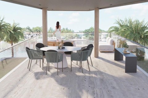 Casa en venta en Miami Beach, Florida, 6 dormitorios, 495.26 m2 № 2153366 - foto 3