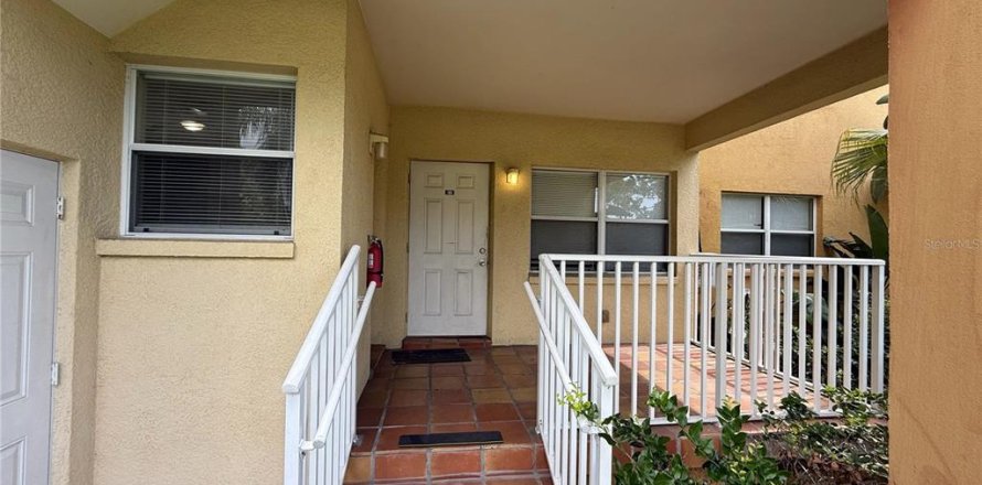 Appartement à Clearwater, Floride 2 chambres, 84.08 m2 № 2167742