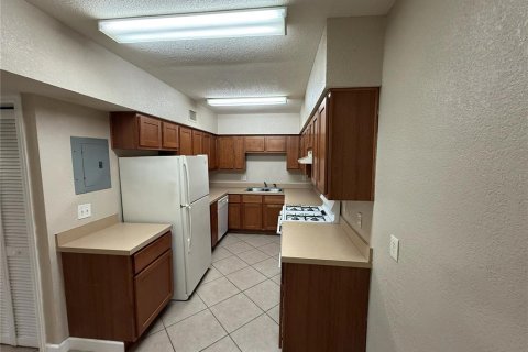 Appartement à louer à Clearwater, Floride: 2 chambres, 84.08 m2 № 2167742 - photo 4