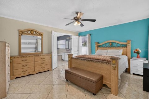 Villa ou maison à vendre à Kissimmee, Floride: 3 chambres, 175.4 m2 № 2425460 - photo 14