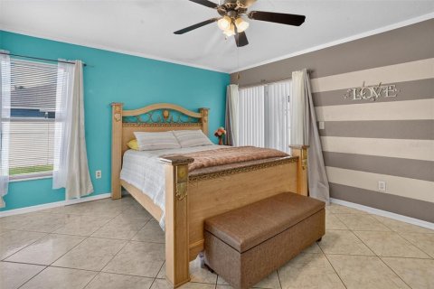 Villa ou maison à vendre à Kissimmee, Floride: 3 chambres, 175.4 m2 № 2425460 - photo 5