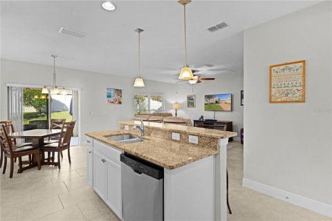 Купить виллу или дом в Миннеола, Флорида 11 комнат, 260.13м2, № 1546065 - фото 13