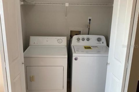 Condo in Orlando, Florida, 1 bedroom  № 1894812 - photo 11