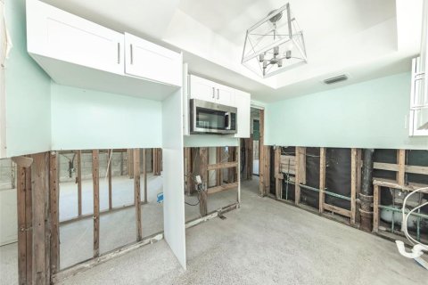 Casa en venta en Clearwater, Florida, 3 dormitorios, 131.92 m2 № 2111798 - foto 11