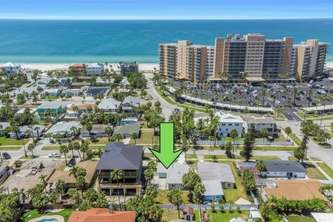 Casa en venta en Clearwater, Florida, 3 dormitorios, 131.92 m2 № 2111798 - foto 2