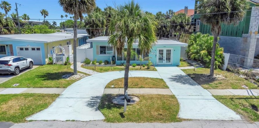 Casa en Clearwater, Florida 3 dormitorios, 131.92 m2 № 2111798