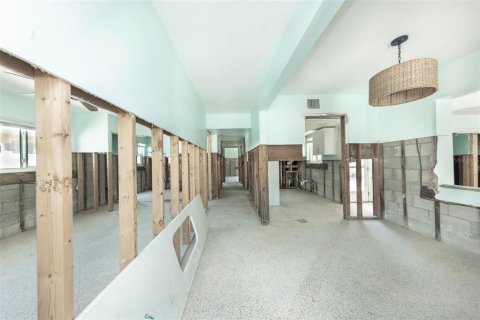 Casa en venta en Clearwater, Florida, 3 dormitorios, 131.92 m2 № 2111798 - foto 16