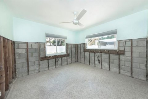 Casa en venta en Clearwater, Florida, 3 dormitorios, 131.92 m2 № 2111798 - foto 24
