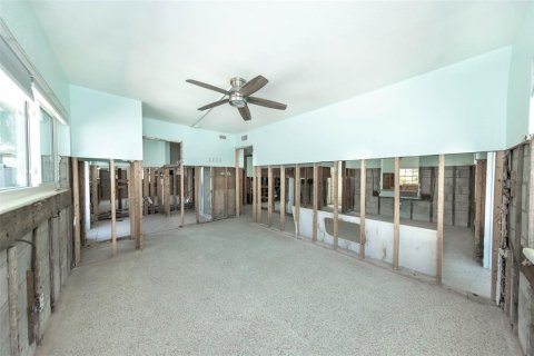 Casa en venta en Clearwater, Florida, 3 dormitorios, 131.92 m2 № 2111798 - foto 18