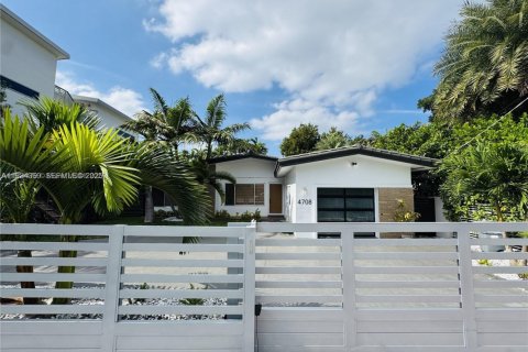 Villa ou maison à louer à Miami Beach, Floride: 4 chambres, 187.76 m2 № 1992829 - photo 14