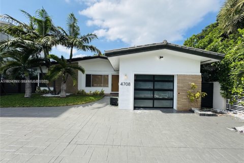 Villa ou maison à louer à Miami Beach, Floride: 4 chambres, 187.76 m2 № 1992829 - photo 6