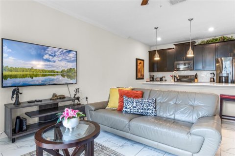 Adosado en venta en Davenport, Florida, 4 dormitorios, 177.81 m2 № 2329054 - foto 8