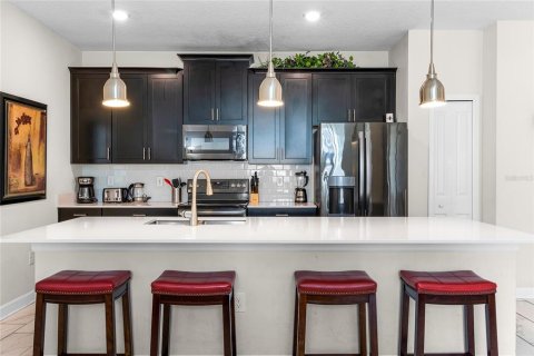 Adosado en venta en Davenport, Florida, 4 dormitorios, 177.81 m2 № 2329054 - foto 10