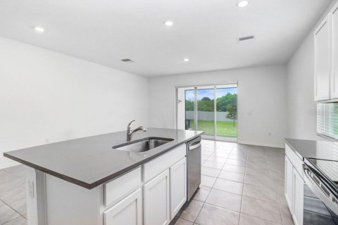 Townhouse in Apollo Beach, Florida 3 bedrooms, 167.41 sq.m. № 2296551 - photo 8