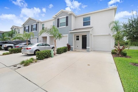 Townhouse in Apollo Beach, Florida 3 bedrooms, 167.41 sq.m. № 2296551 - photo 3