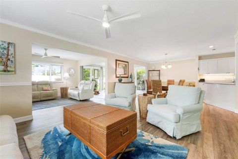 House in Sarasota, Florida 2 bedrooms, 137.5 sq.m. № 1885923 - photo 15