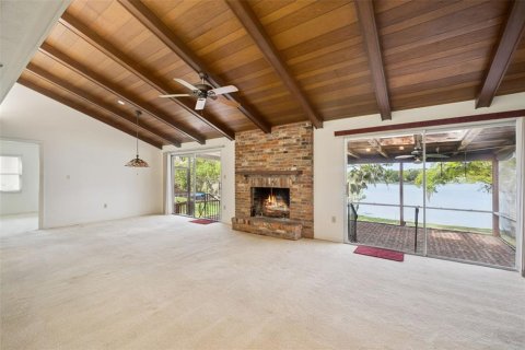Casa en venta en Eustis, Florida, 4 dormitorios, 196.4 m2 № 2092479 - foto 18