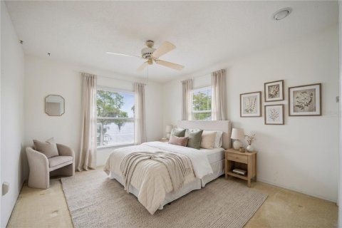 Casa en venta en Eustis, Florida, 4 dormitorios, 196.4 m2 № 2092479 - foto 10