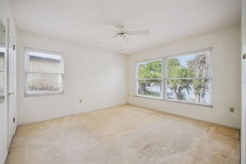Casa en venta en Eustis, Florida, 4 dormitorios, 196.4 m2 № 2092479 - foto 26