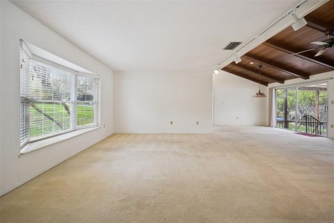 Casa en venta en Eustis, Florida, 4 dormitorios, 196.4 m2 № 2092479 - foto 21