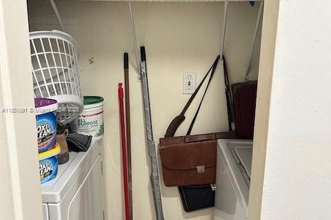 Adosado en venta en Miami, Florida, 3 dormitorios, 106.84 m2 № 1858146 - foto 5