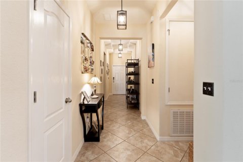 Casa en venta en Land O' Lakes, Florida, 4 dormitorios, 191.47 m2 № 1900072 - foto 10