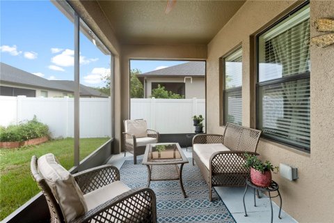 Casa en venta en Land O' Lakes, Florida, 4 dormitorios, 191.47 m2 № 1900072 - foto 6