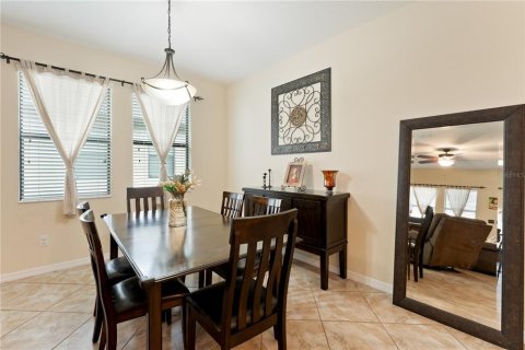 Casa en venta en Land O' Lakes, Florida, 4 dormitorios, 191.47 m2 № 1900072 - foto 15
