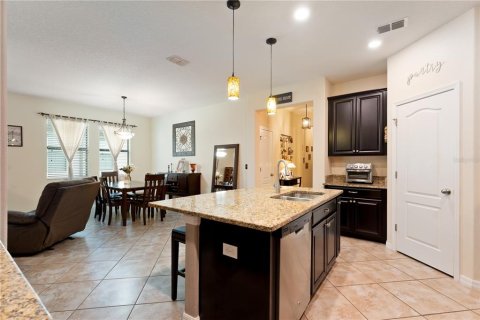 Casa en venta en Land O' Lakes, Florida, 4 dormitorios, 191.47 m2 № 1900072 - foto 13