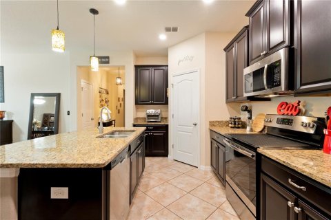 Casa en venta en Land O' Lakes, Florida, 4 dormitorios, 191.47 m2 № 1900072 - foto 12