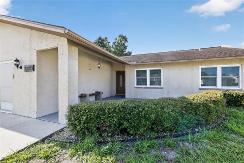 Casa en venta en Holiday, Florida, 4 dormitorios, 161.84 m2 № 2308712 - foto 3