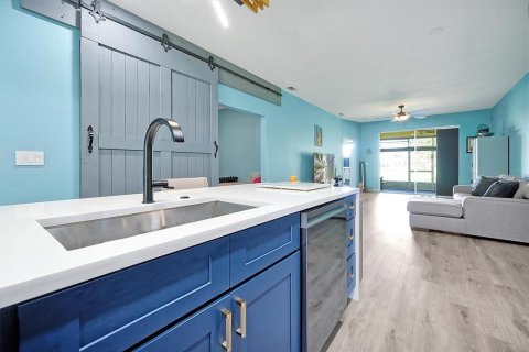 Купить виллу или дом в Киссимми, Флорида 7 комнат, 131.64м2, № 2118617 - фото 14