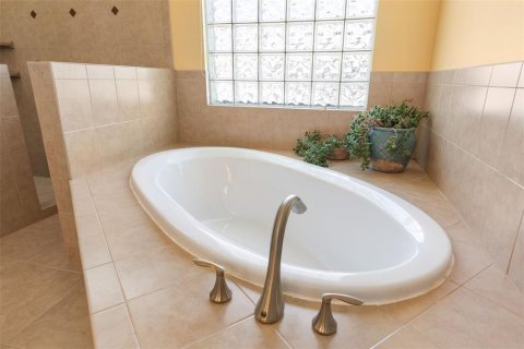 House in Palm Coast, Florida 2 bedrooms, 197.32 sq.m. № 2419179 - photo 27