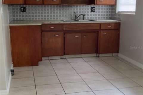 Casa en venta en Lakeland, Florida, 3 dormitorios, 84.54 m2 № 1800221 - foto 3