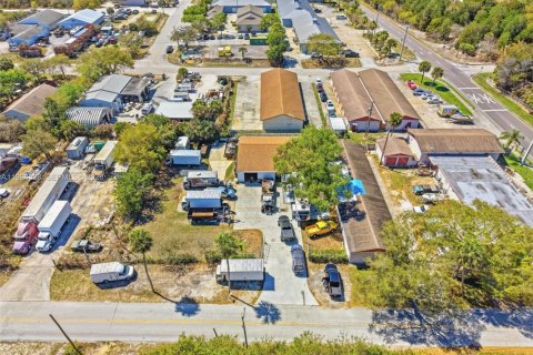 Propiedad comercial en venta en Sebastian, Florida № 2048232 - foto 15